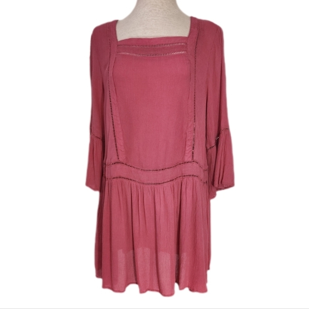 She + Sky Dress Open Crochet Stitch Detail Dusty Pink Size M
